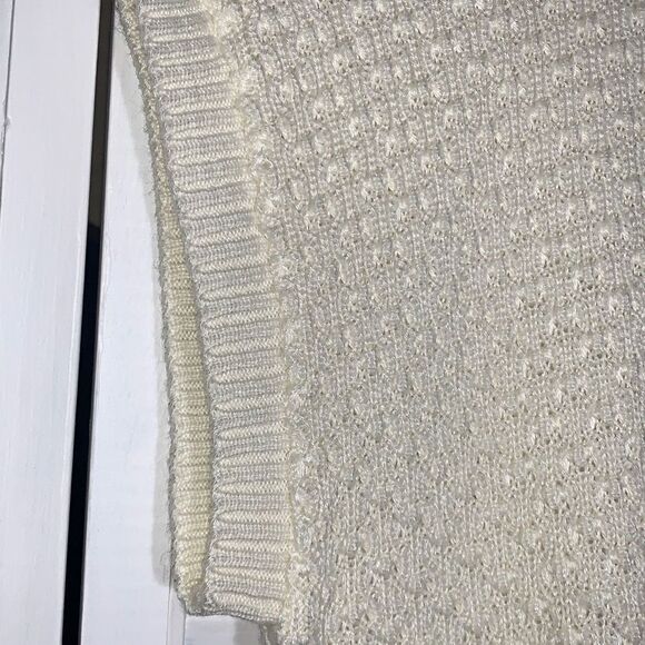 Vintage Cream Sleeveless Sweater Women’s Size Medium - Picture 4 of 16